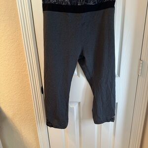 💜3/$15 Gray leggings